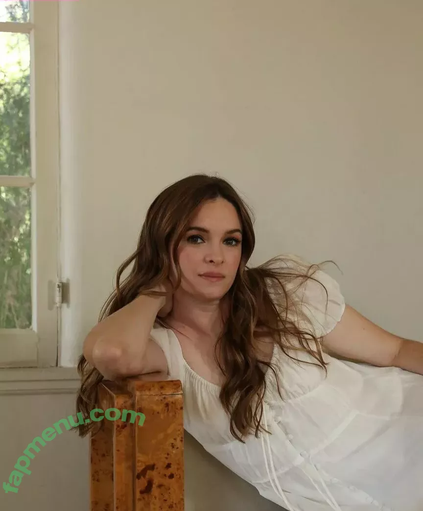 Danielle Panabaker nude photo #0018 (dpanabaker)