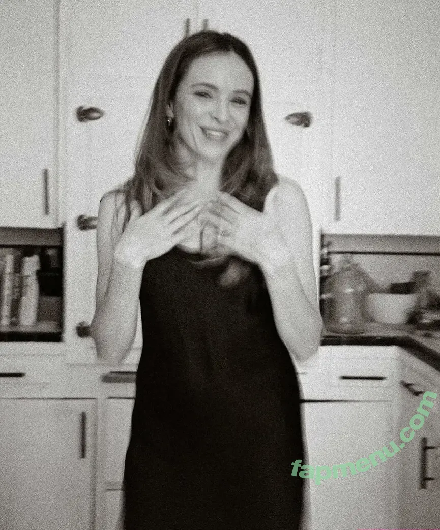 Danielle Panabaker nude photo #0110 (dpanabaker)
