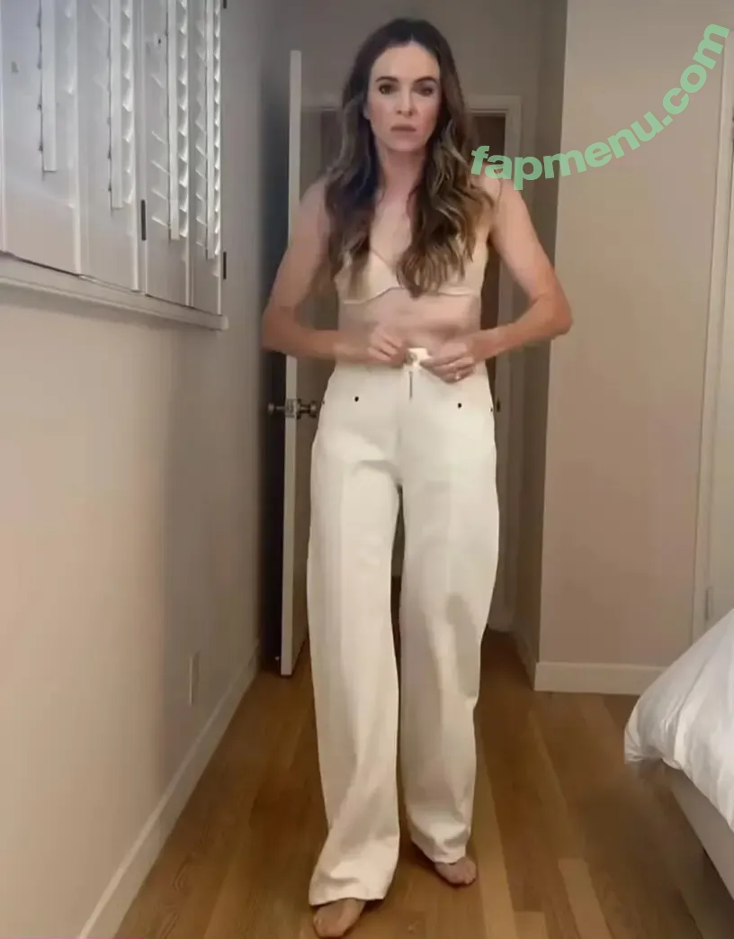 Danielle Panabaker nude photo #0130 (dpanabaker)