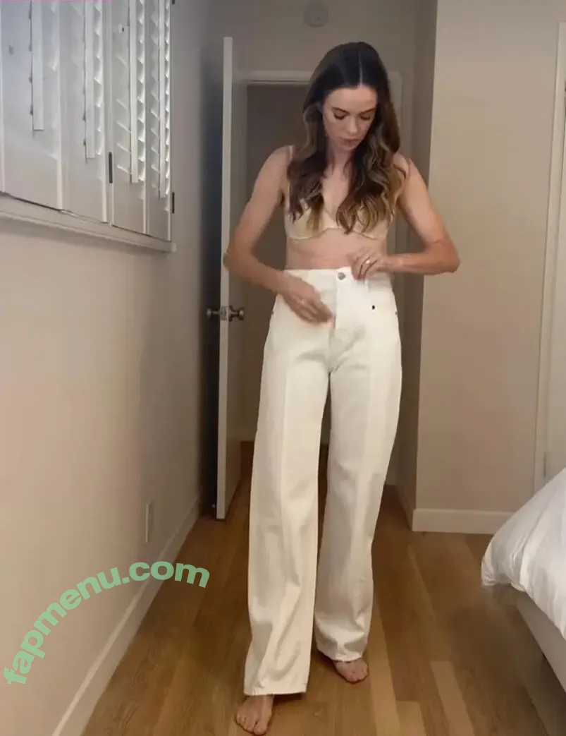 Danielle Panabaker nude photo #0132 (dpanabaker)