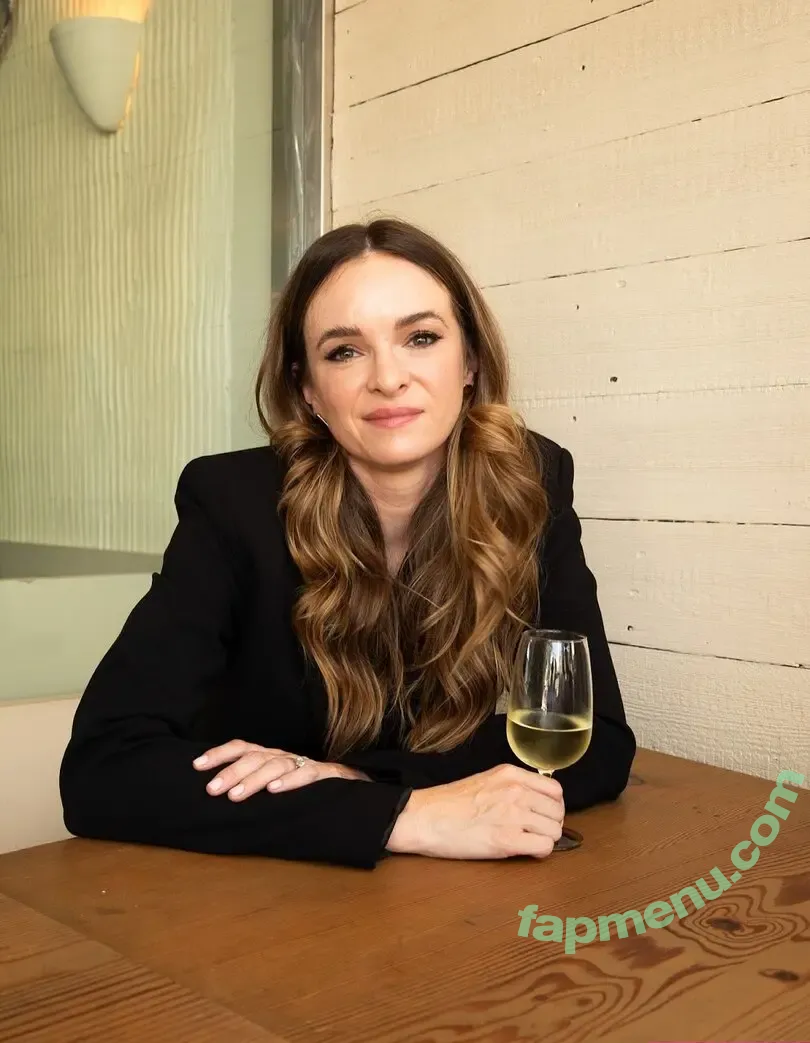 Danielle Panabaker nude photo #0219 (dpanabaker)