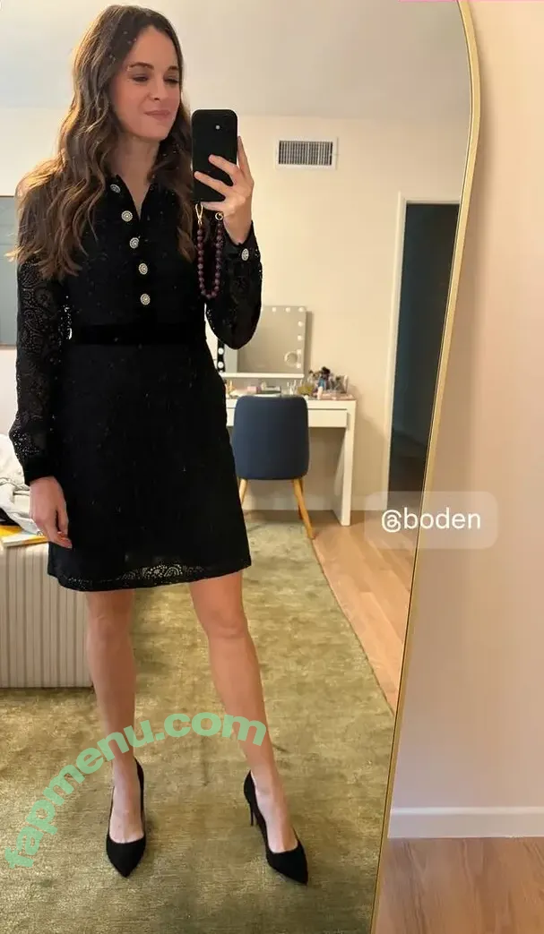 Danielle Panabaker nude photo #0236 (dpanabaker)