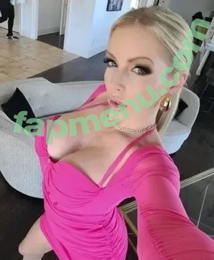 Danielle Renae nude photo #0056 (Huneybaked / huneybakedmelons)