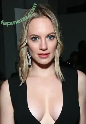 Danielle Savre / dsavre nude photo #0015