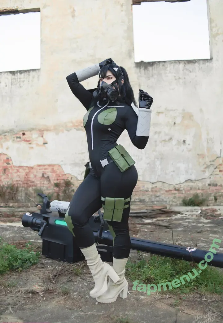 Danielle Vedovelli nude photo #1049 (Danievedo)