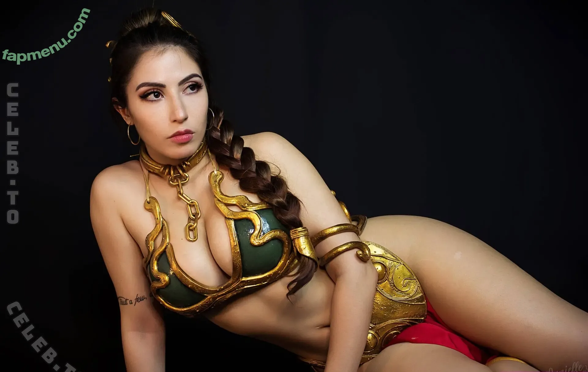 Danielle Vedovelli nude photo #1083 (Danievedo)