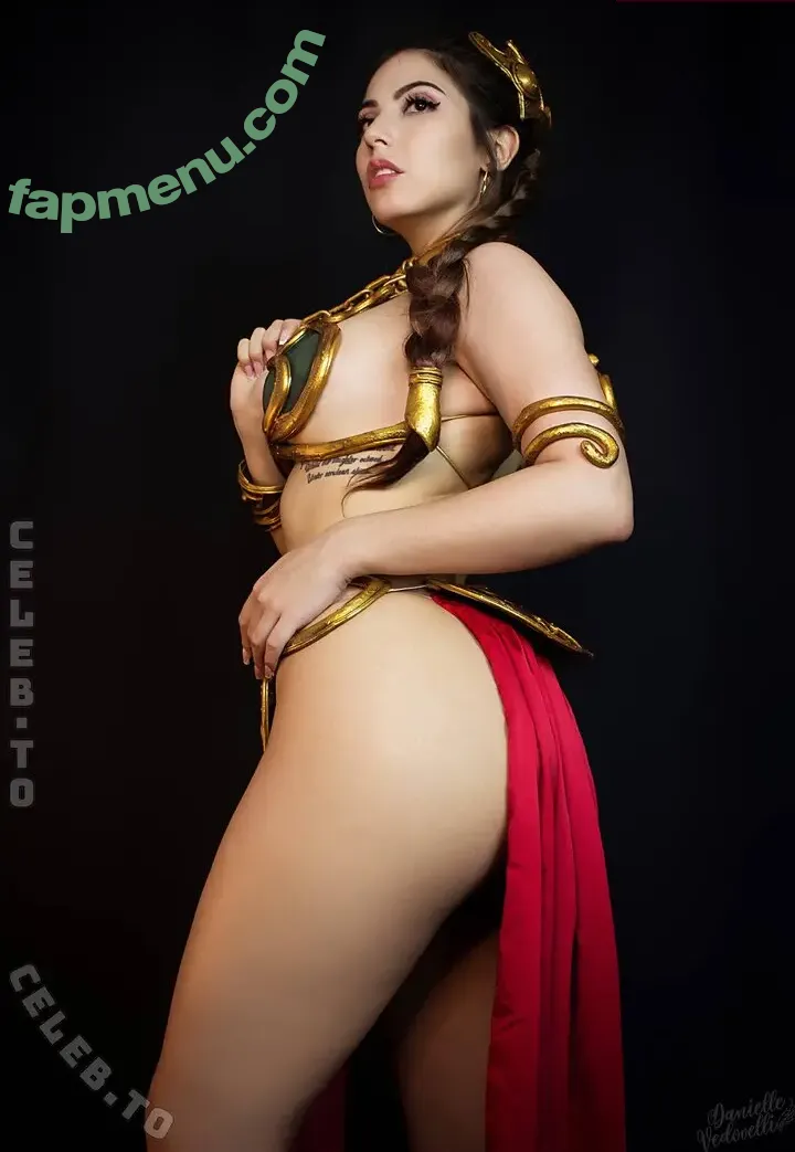 Danielle Vedovelli nude photo #1091 (Danievedo)