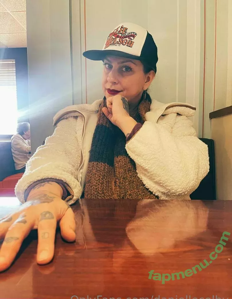 daniellecolby nude photo #0018 (daniellecolbyamericanpicker)