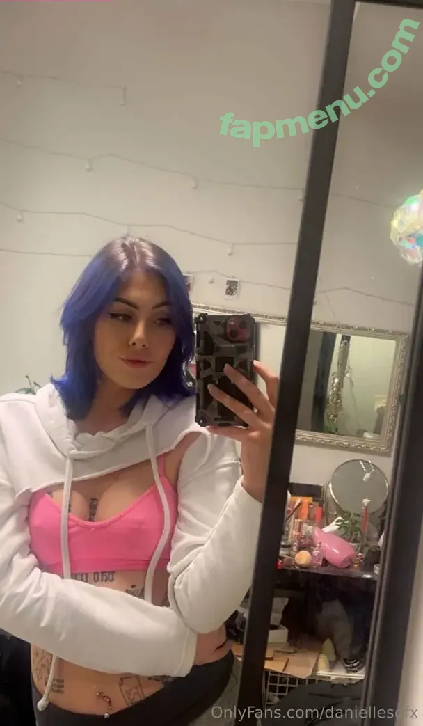 daniellesofx nude photo #0007 (daniellef0x)