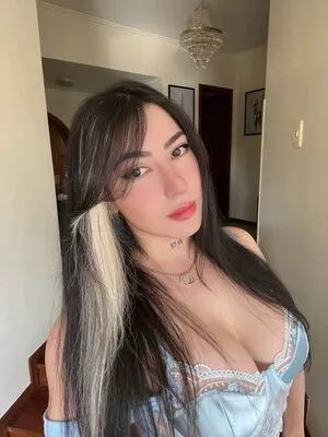 Danievedo / Danielle Vedovelli nude photo #1103