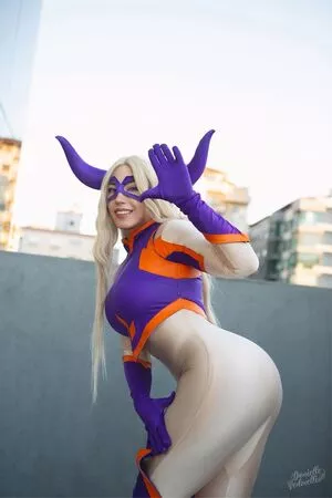 Danievedo / Danielle Vedovelli nude photo #1129