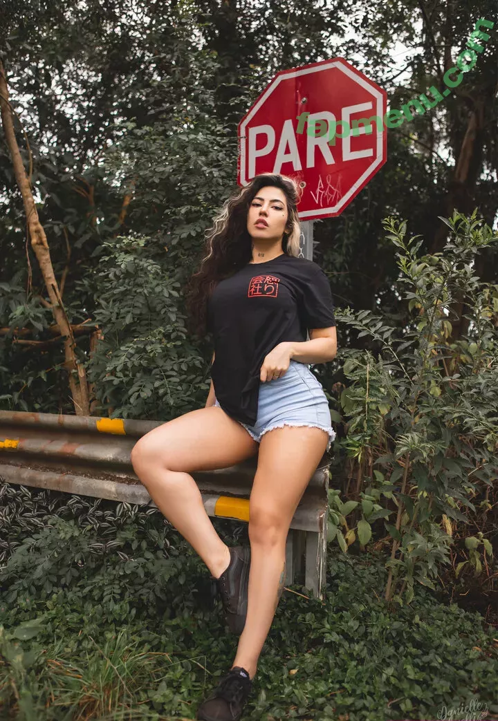 Danievedo nude photo #1270 (Danielle Vedovelli)