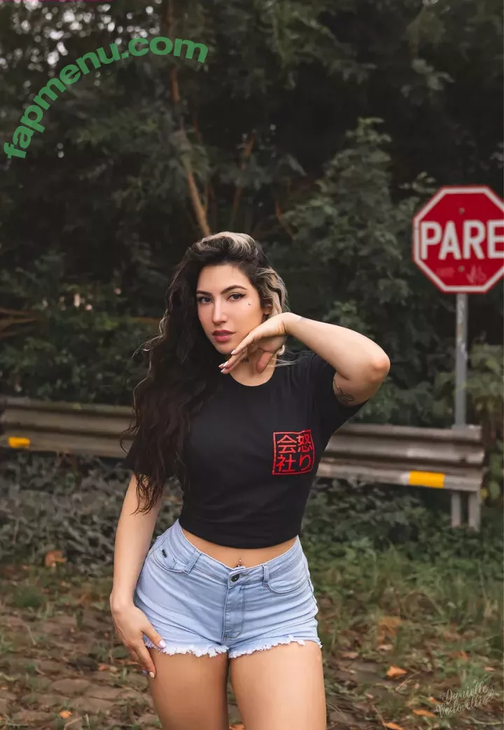 Danievedo nude photo #1288 (Danielle Vedovelli)