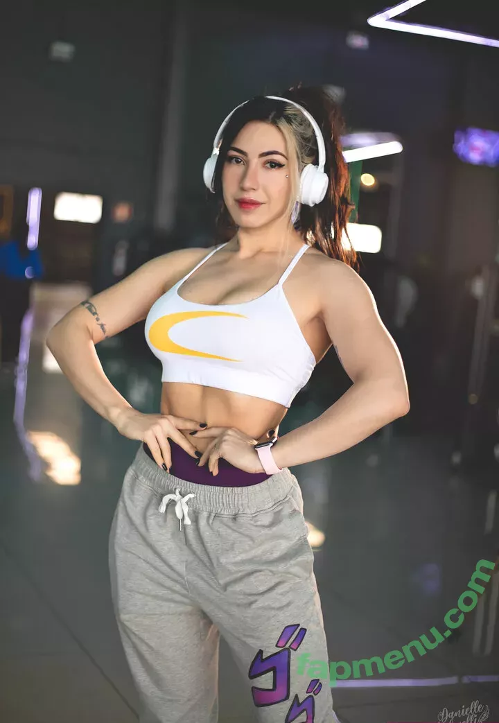 Danievedo nude photo #1292 (Danielle Vedovelli)