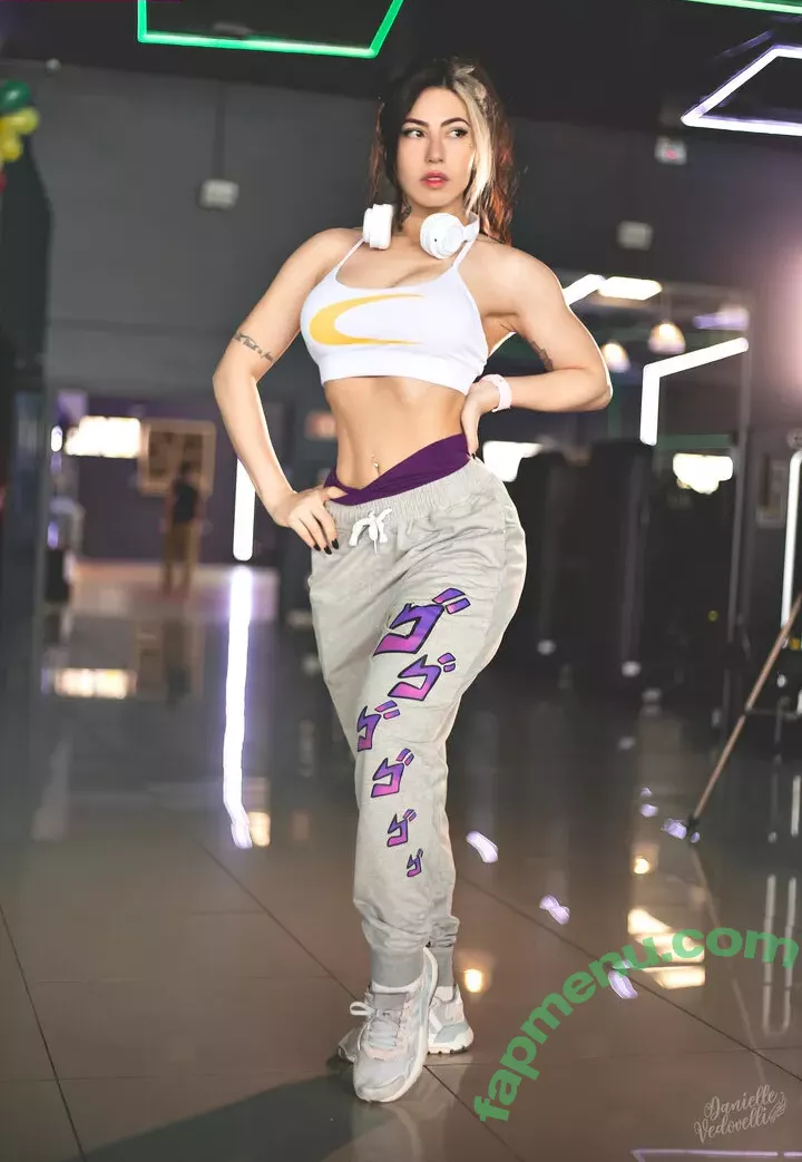 Danievedo nude photo #1294 (Danielle Vedovelli)