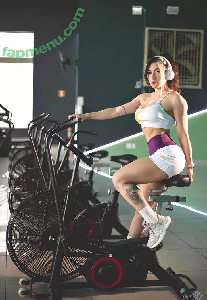 Danievedo nude photo #1302 (Danielle Vedovelli)