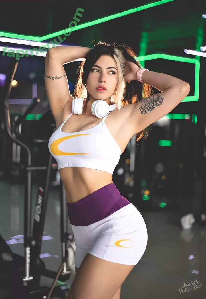 Danievedo nude photo #1314 (Danielle Vedovelli)