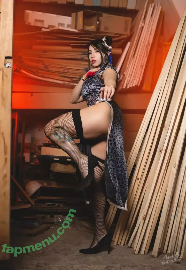 Danievedo nude photo #1483 (Danielle Vedovelli)