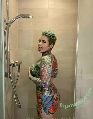 Danii.Cupcake nude photo #0102