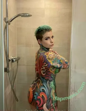 Danii.Cupcake nude photo #0108