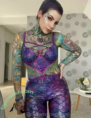 Danii.Cupcake nude photo #0113