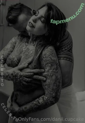 Danii.Cupcake nude photo #0167