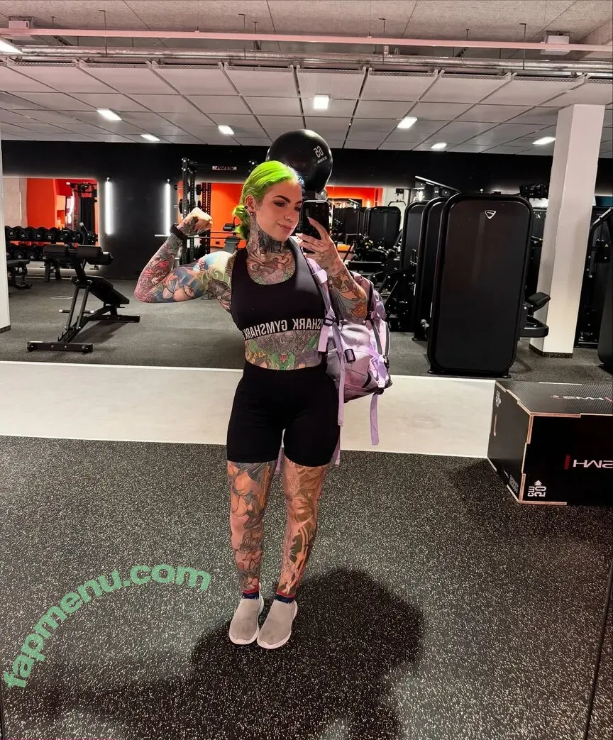 Danii.Cupcake nude photo #0088 (Ms.Morningxstar)