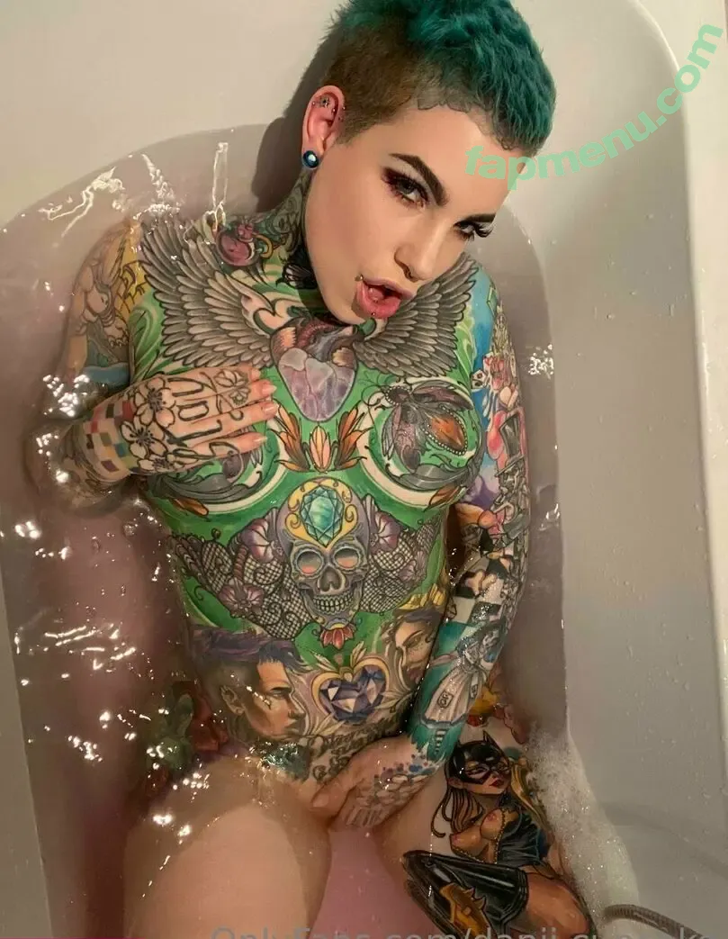 Danii.Cupcake nude photo #0127 (Danii.Cupcake)