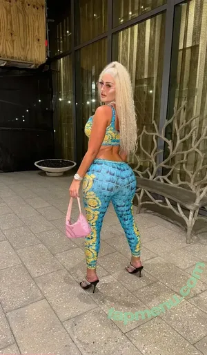 daniibanksvip / itsdaniibanks nude photo #0087