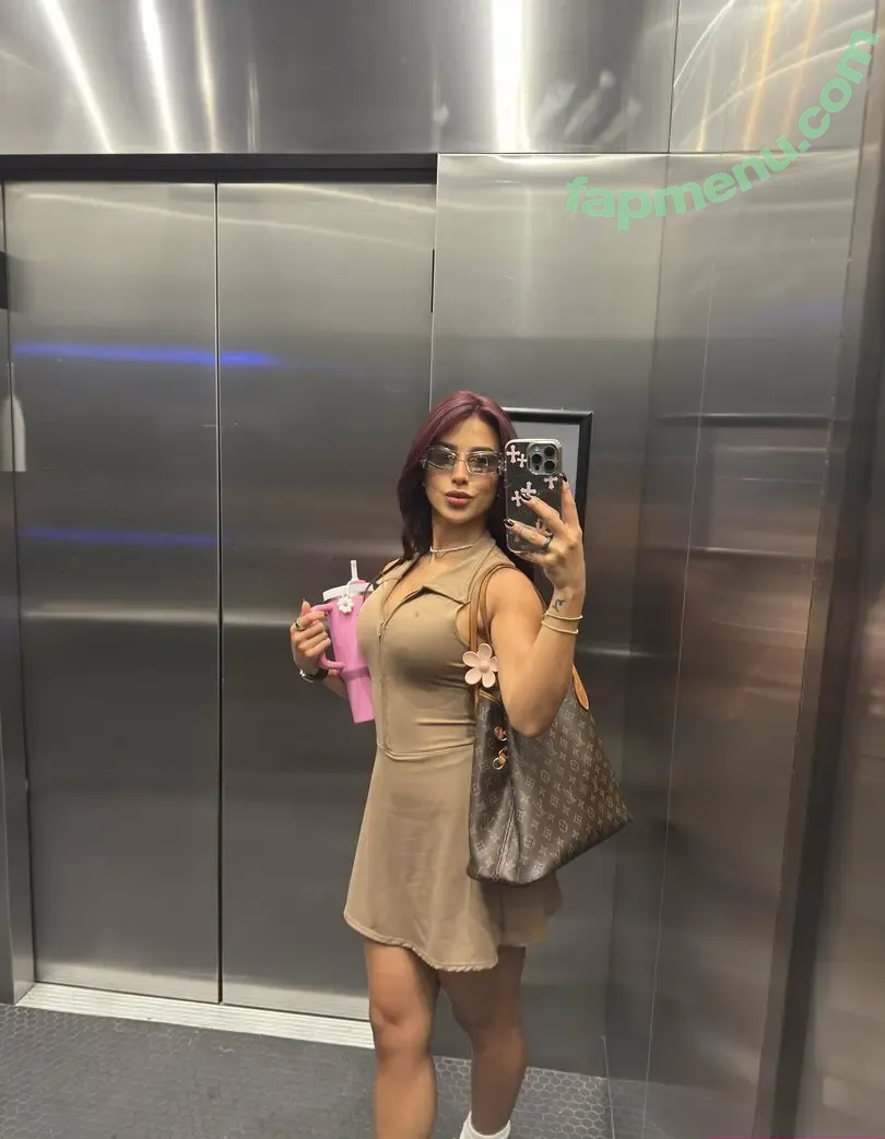 daniihiin nude photo #0016 (daniihiin)