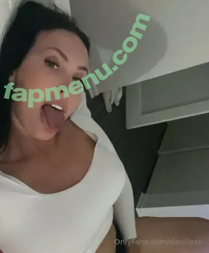 daniilexii nude photo #0011 (daniiellealexis)