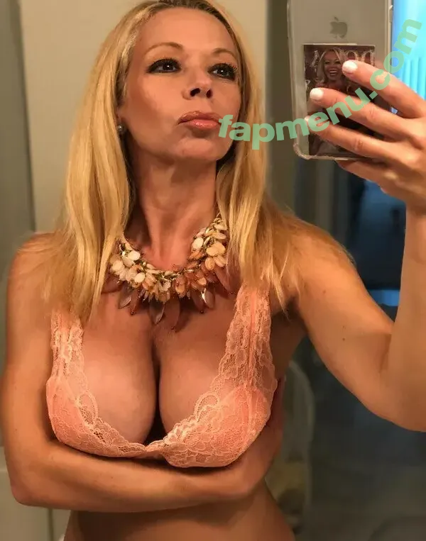 danijeladona nude photo #0018 (danijeladona)