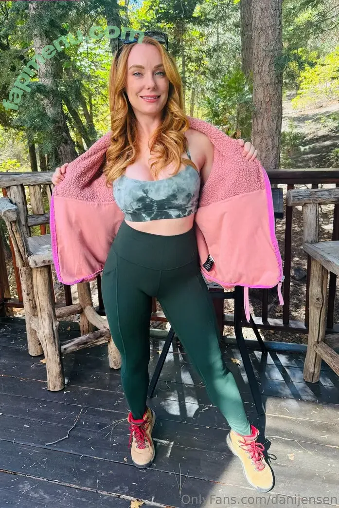 danijensen nude photo #0430 (realdanijensen)
