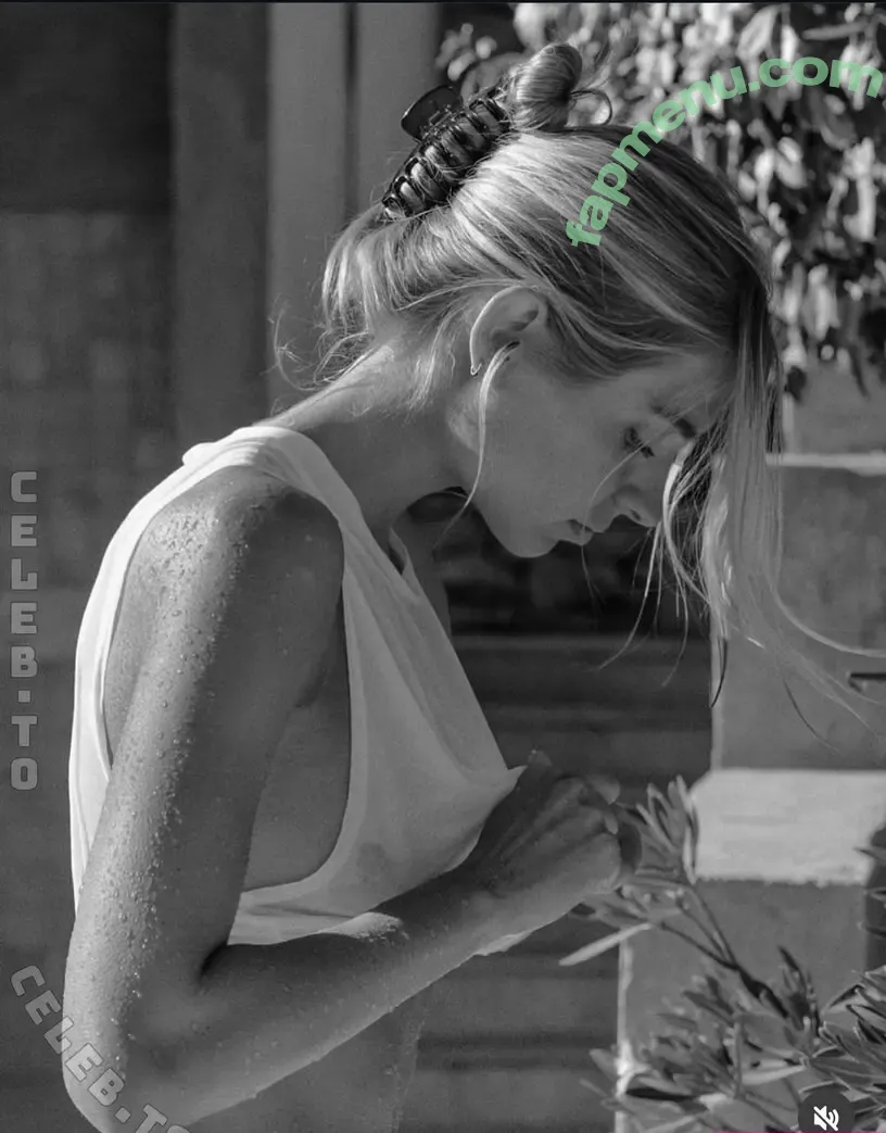 Danique Hosmar nude photo #0161 (danique.hosmar / daniquehosmar)