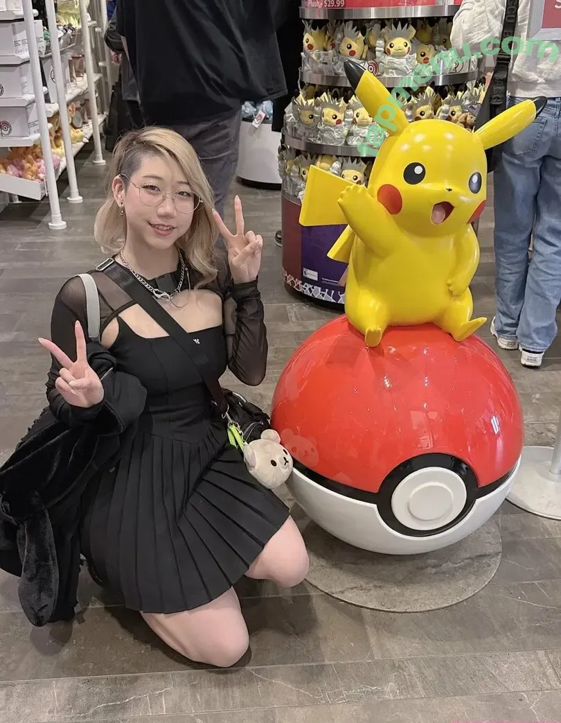 Danisaurz nude photo #0644 (Danisaurz)