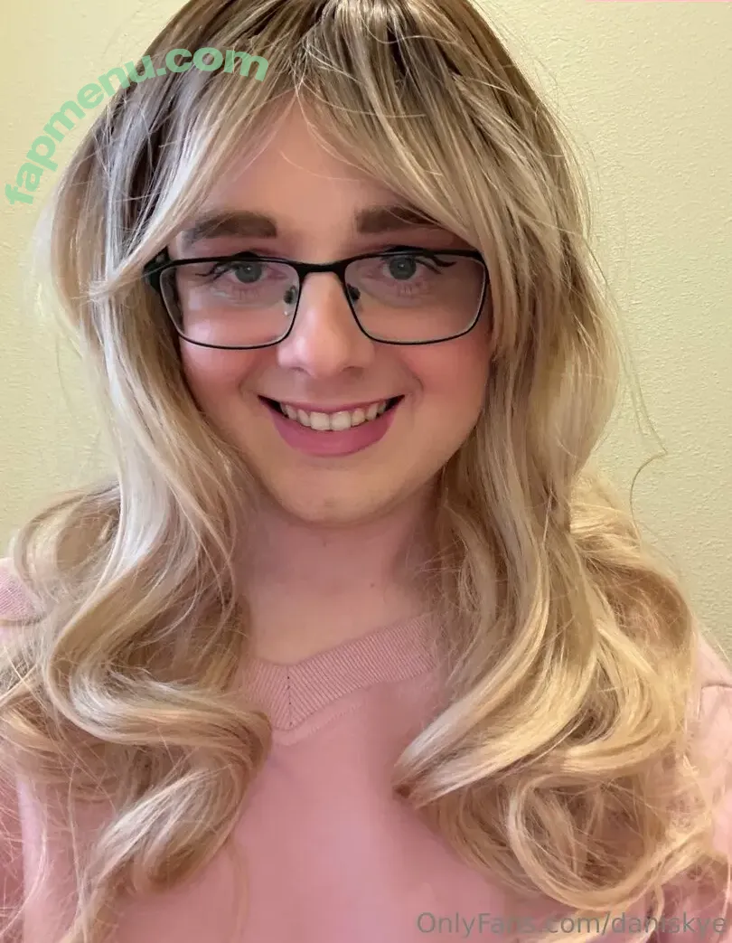 daniskye nude photo #0052 (daniskyecosplay)