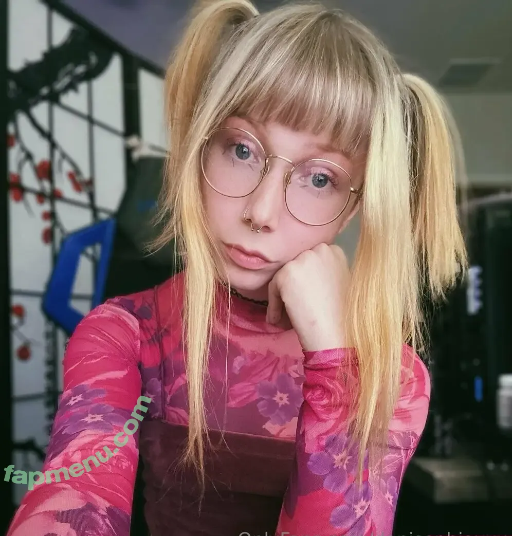 danisophiaxxx nude photo #0047 (danisophia.official)