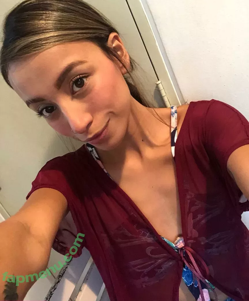 Daniworld nude photo #0007 (danielaescalonap / daniescalonap)