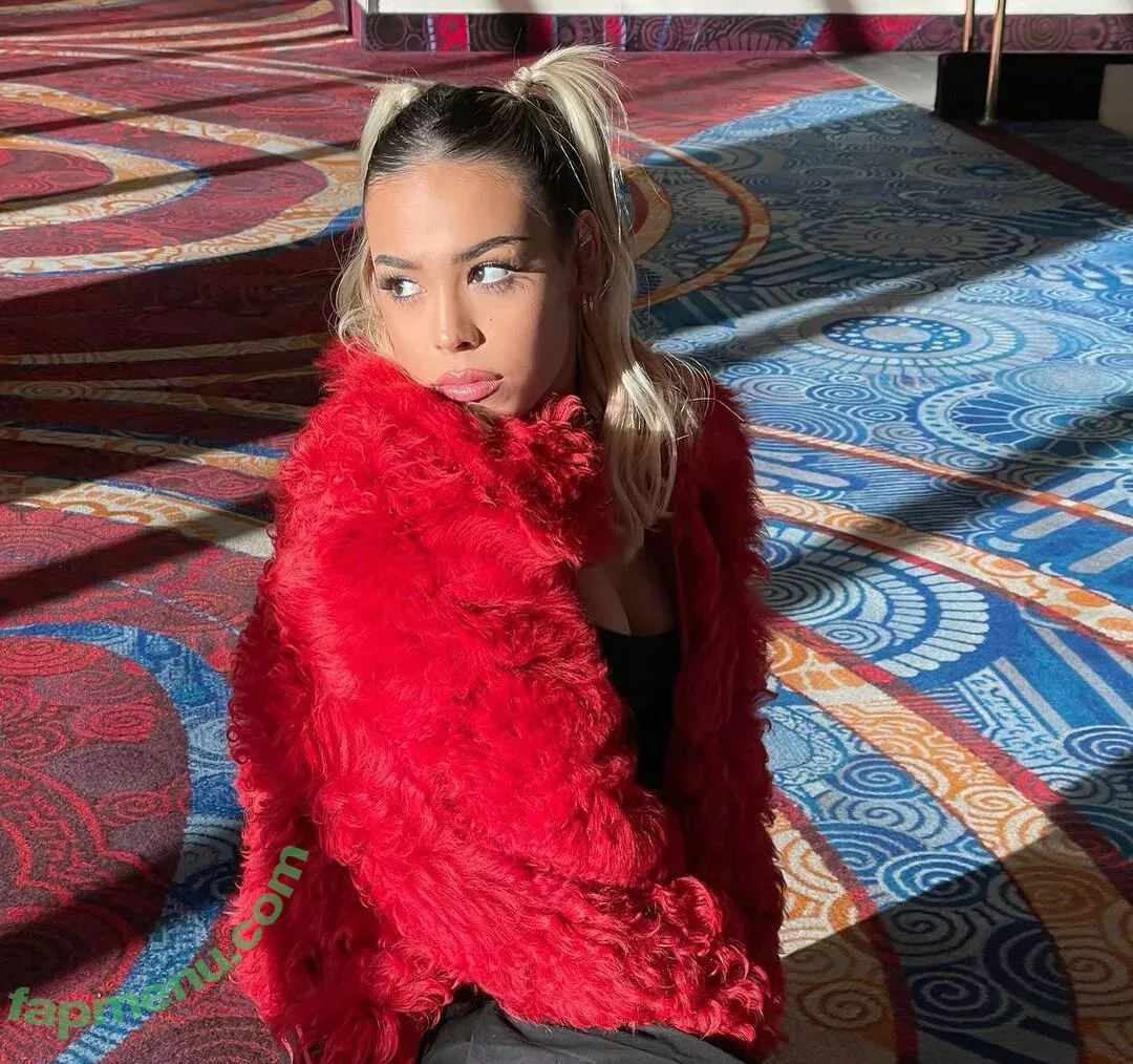 Danna Paola nude photo #0225 (danna / dannapaolaruiz)