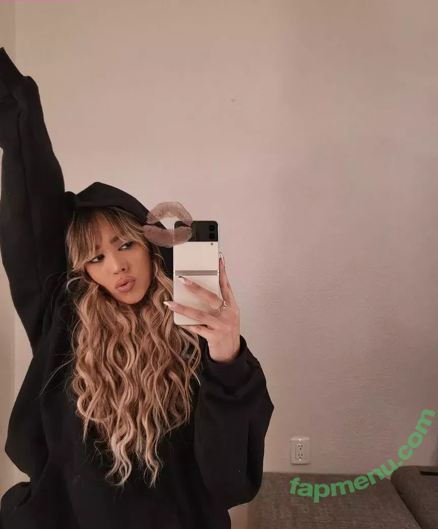 Danna Paola nude photo #0231 (danna / dannapaolaruiz)
