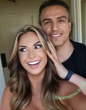 Danni Ellexo / Harley Cameron Brand Army / danni_ellexo / meh_danni nude photo #0419