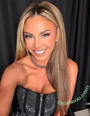 Danni Ellexo / Harley Cameron Brand Army / danni_ellexo / meh_danni nude photo #0486