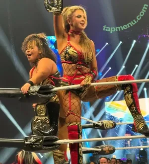 Danni Ellexo / Harley Cameron Brand Army / danni_ellexo / meh_danni nude photo #0500