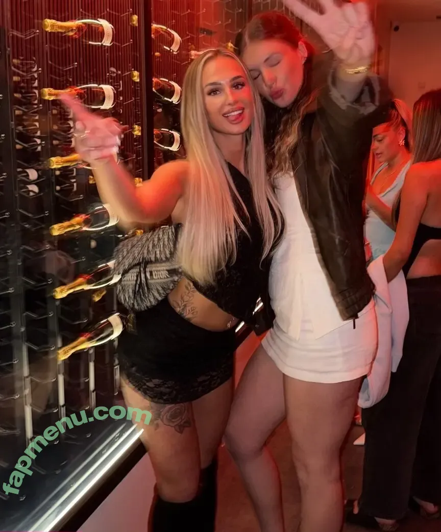 Danni Johns nude photo #0023 (dannijohns_)