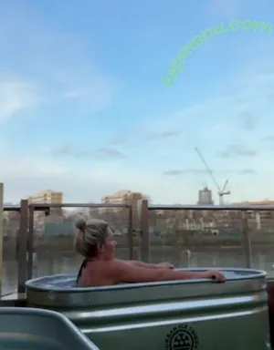 Danni Menzies / danni.menzies nude photo #0185