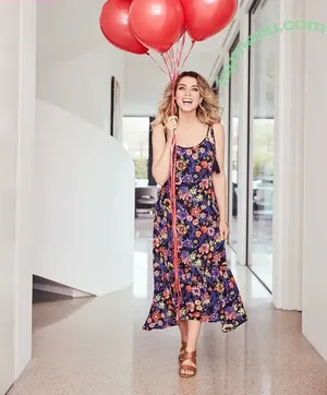 Danni Minogue / danniiminogue nude photo #7362