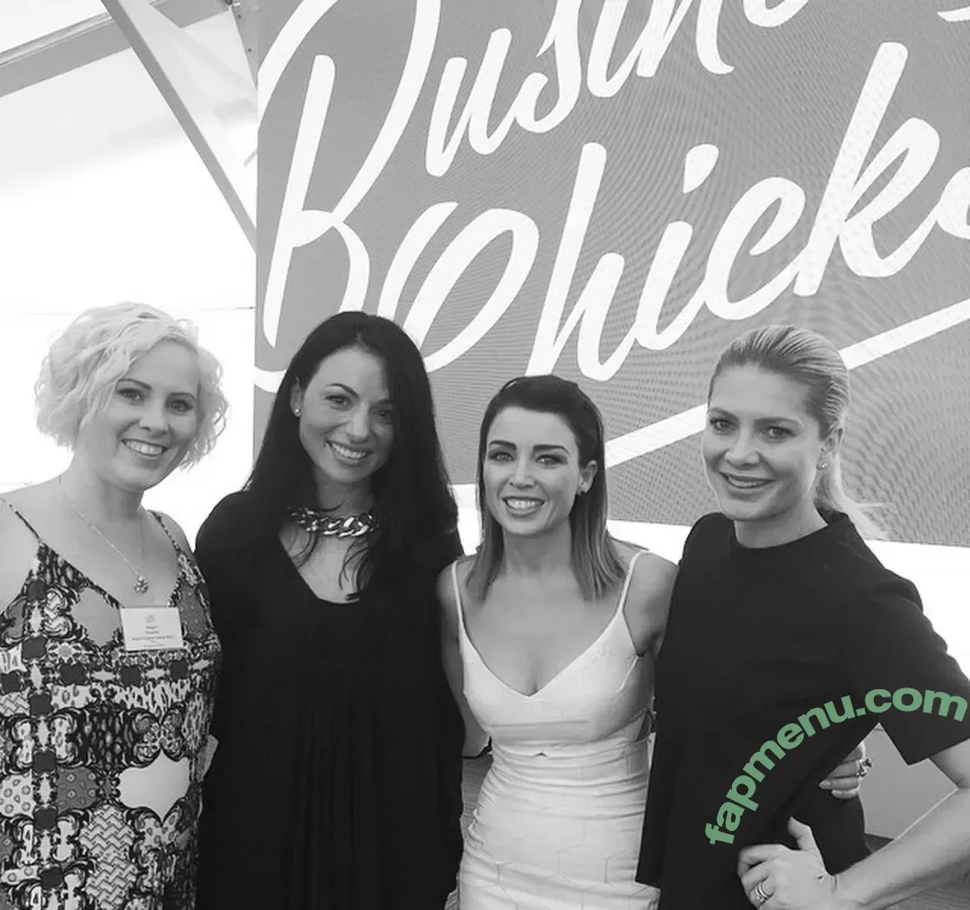 Danni Minogue nude photo #7407 (danniiminogue)