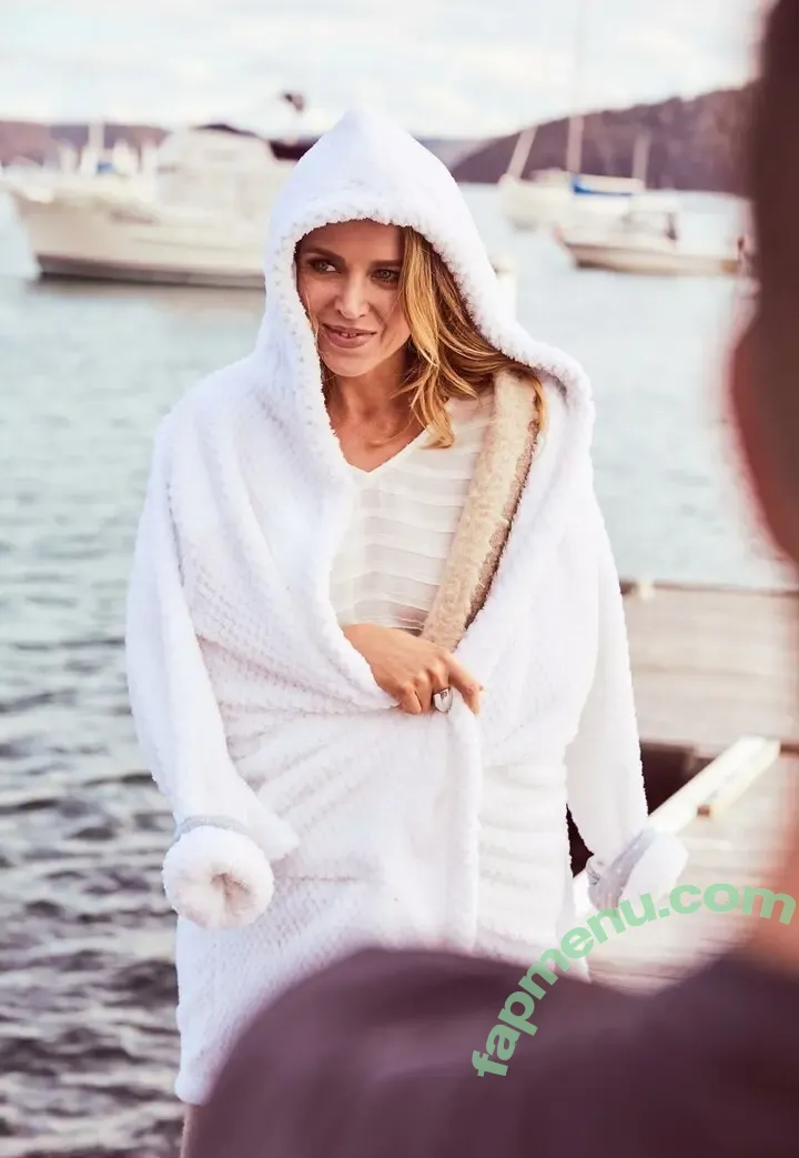 Danni Minogue nude photo #7421 (danniiminogue)