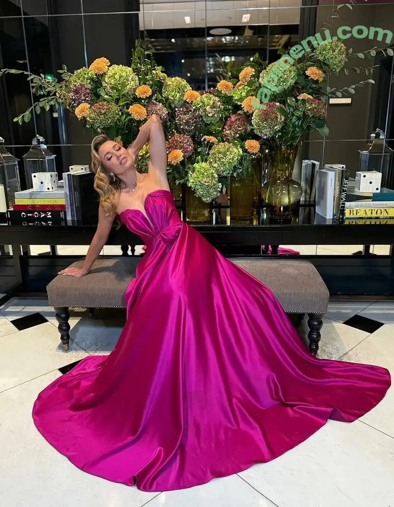 Danni Minogue nude photo #7687 (danniiminogue)