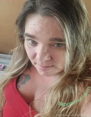 dannieray80 / dancerella1980 nude photo #0002